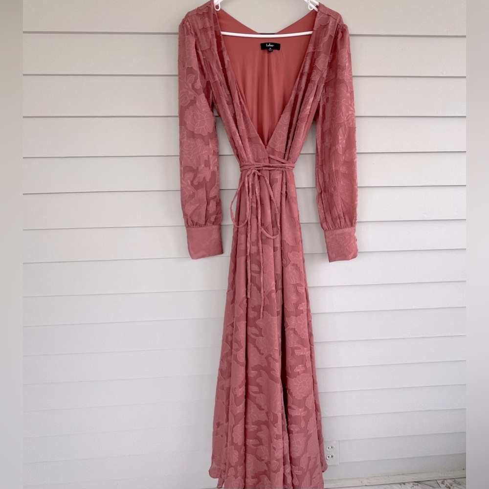 EUC Lulu’s Rose Pink Floral Jacquard Long Sleeve Maxi Dress